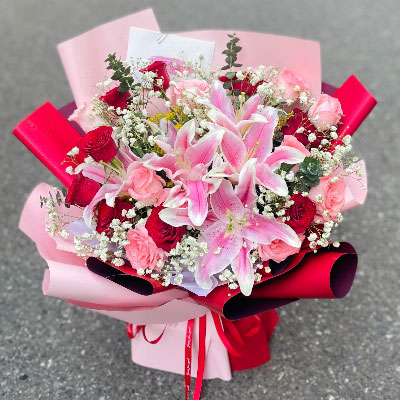 张家界22朵玫瑰混搭百合，共舞人生
